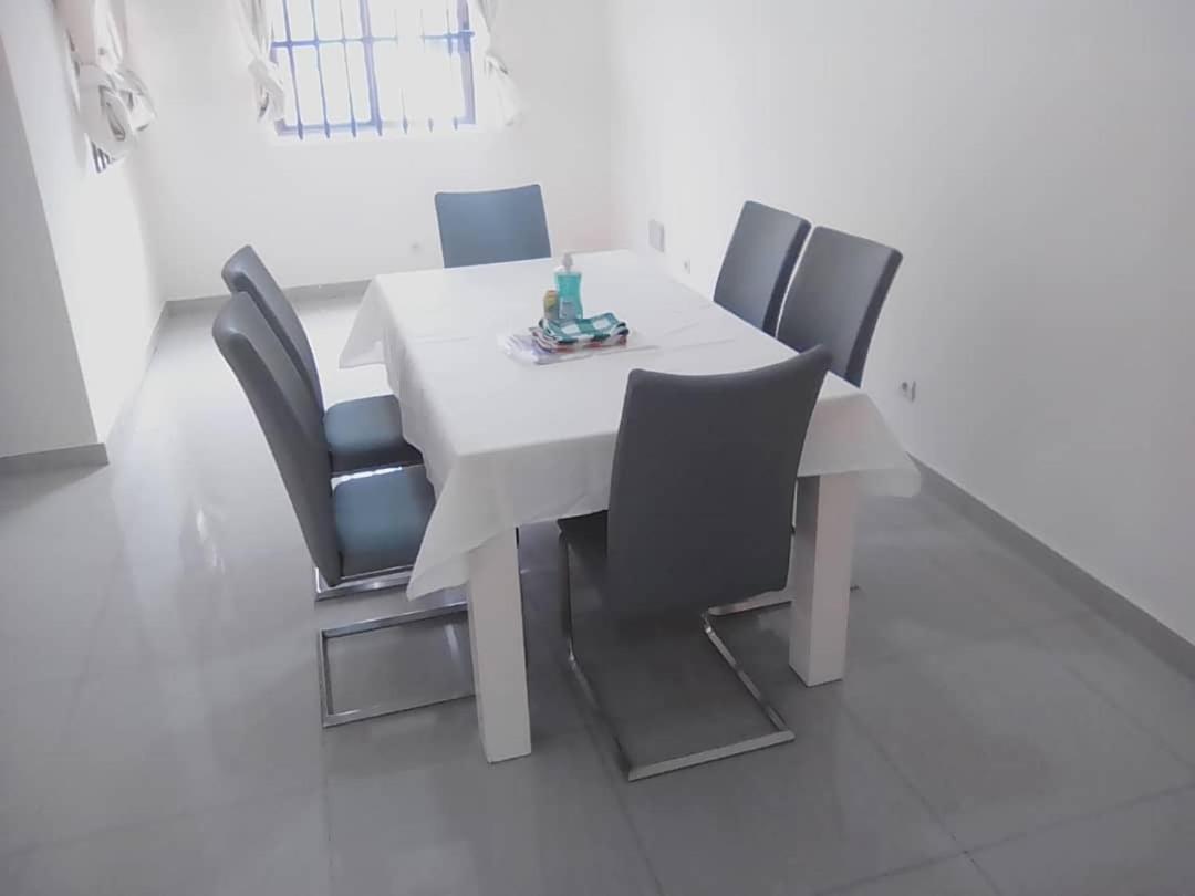 Appartamento Hebertogo Casablanca Lomé Esterno foto