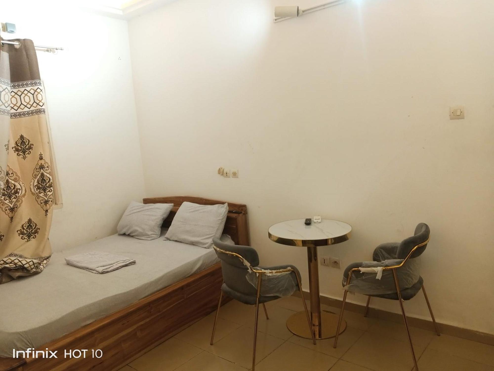 Appartamento Hebertogo Casablanca Lomé Esterno foto