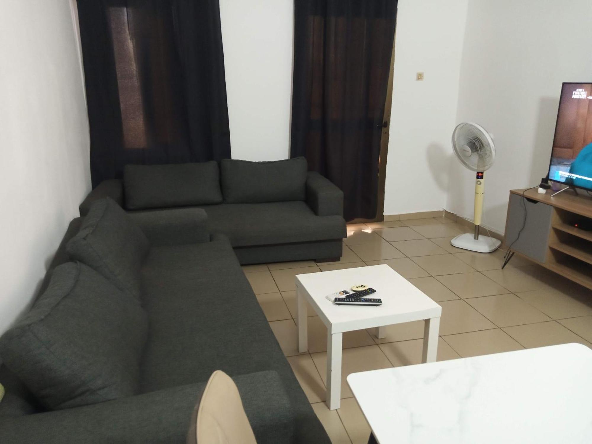 Appartamento Hebertogo Casablanca Lomé Esterno foto