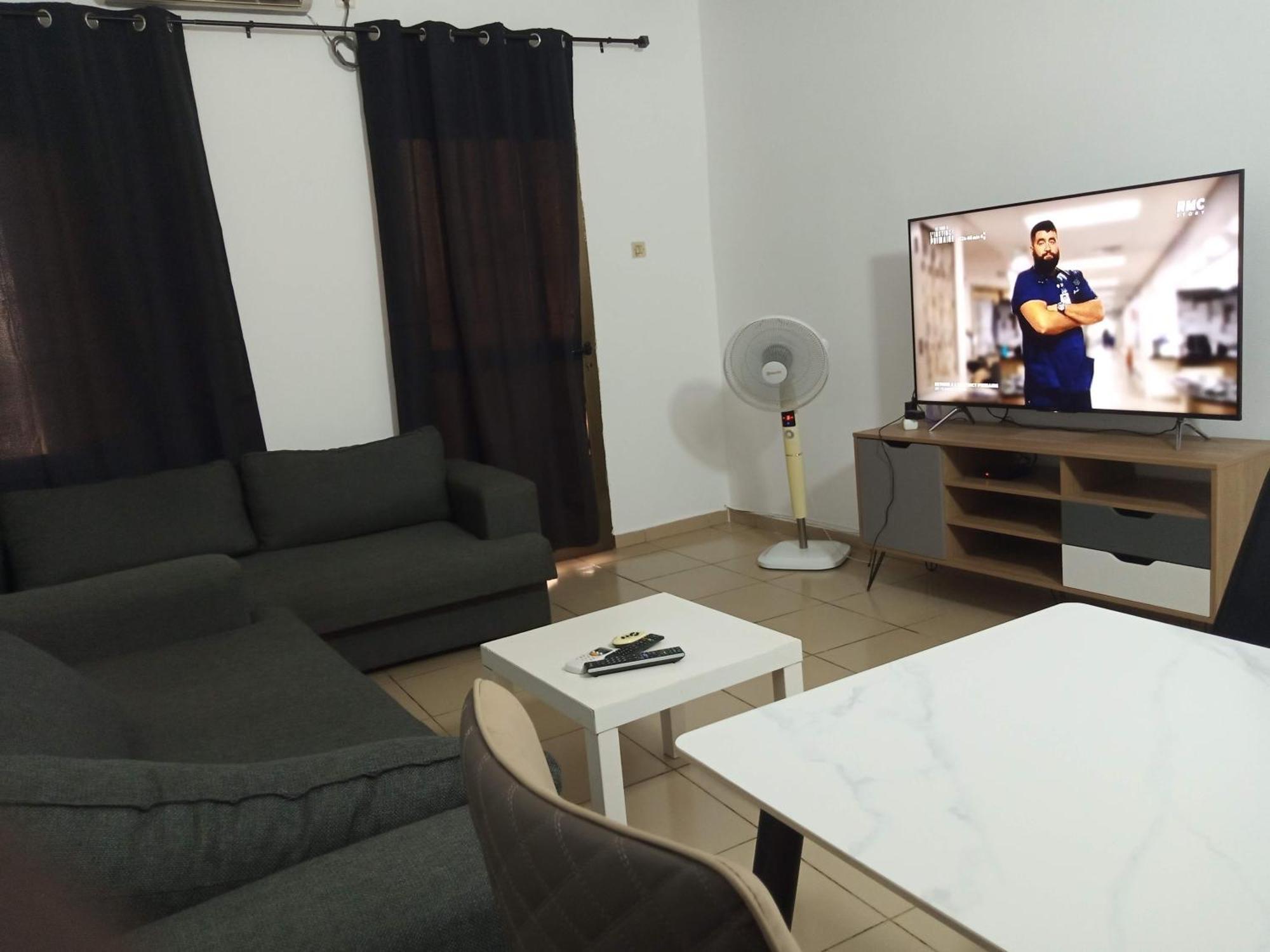 Appartamento Hebertogo Casablanca Lomé Esterno foto